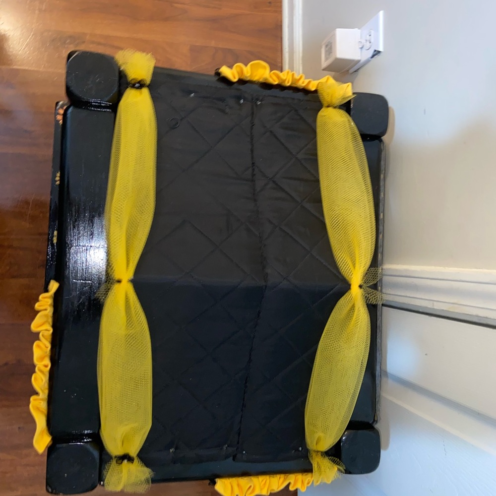 Wooden Sunflower Small Pet Bed - Picture 5 of 6